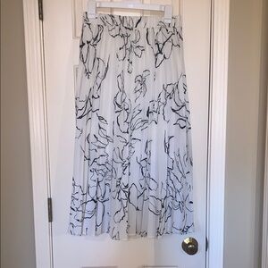 Elegant Black and White Floral Skirt